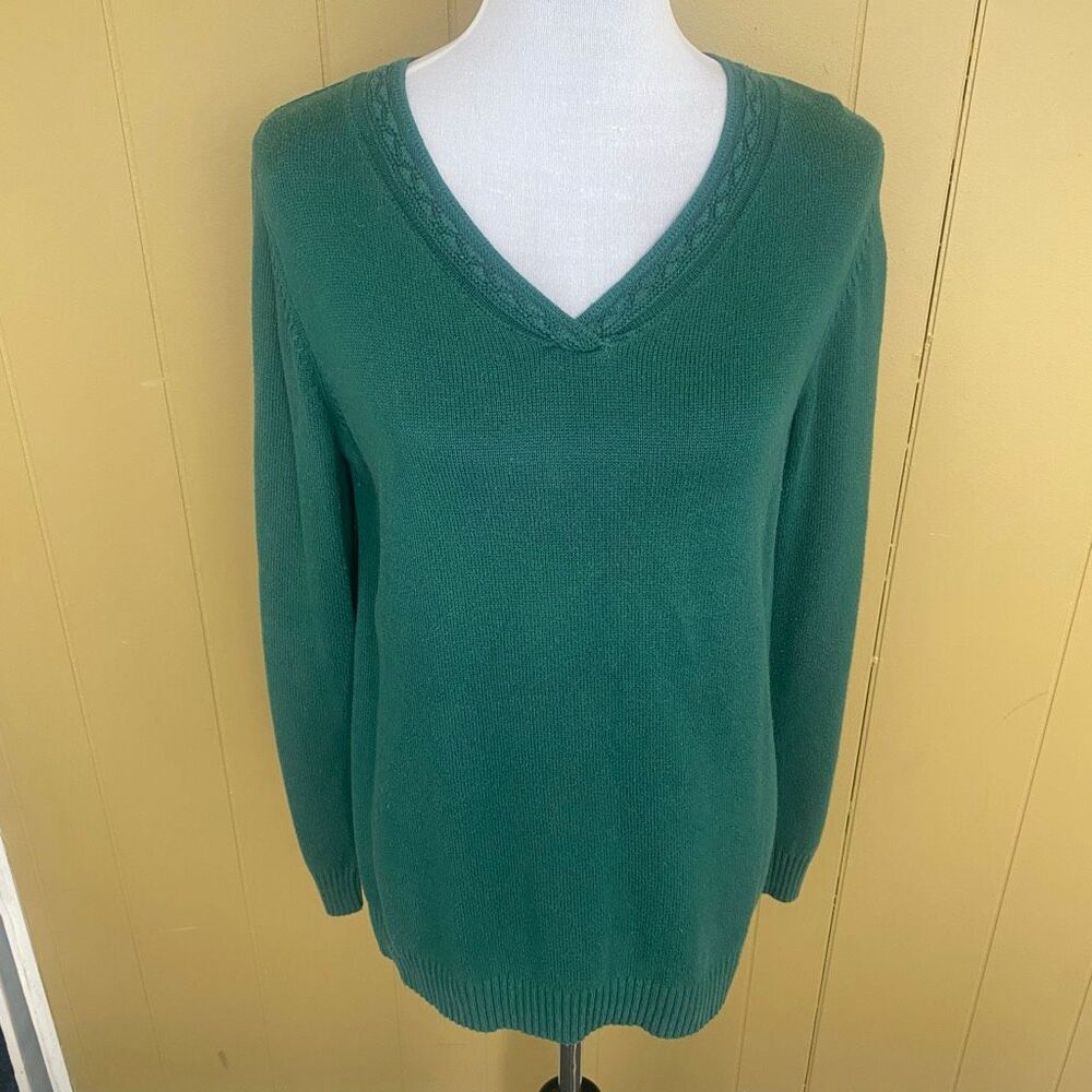 White Stag women L 12/14 v-cut cotton blend longsleeve sweater green
